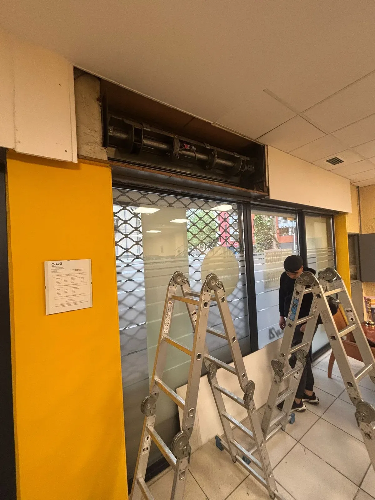 Installation et pose de rideau métallique à Dijon