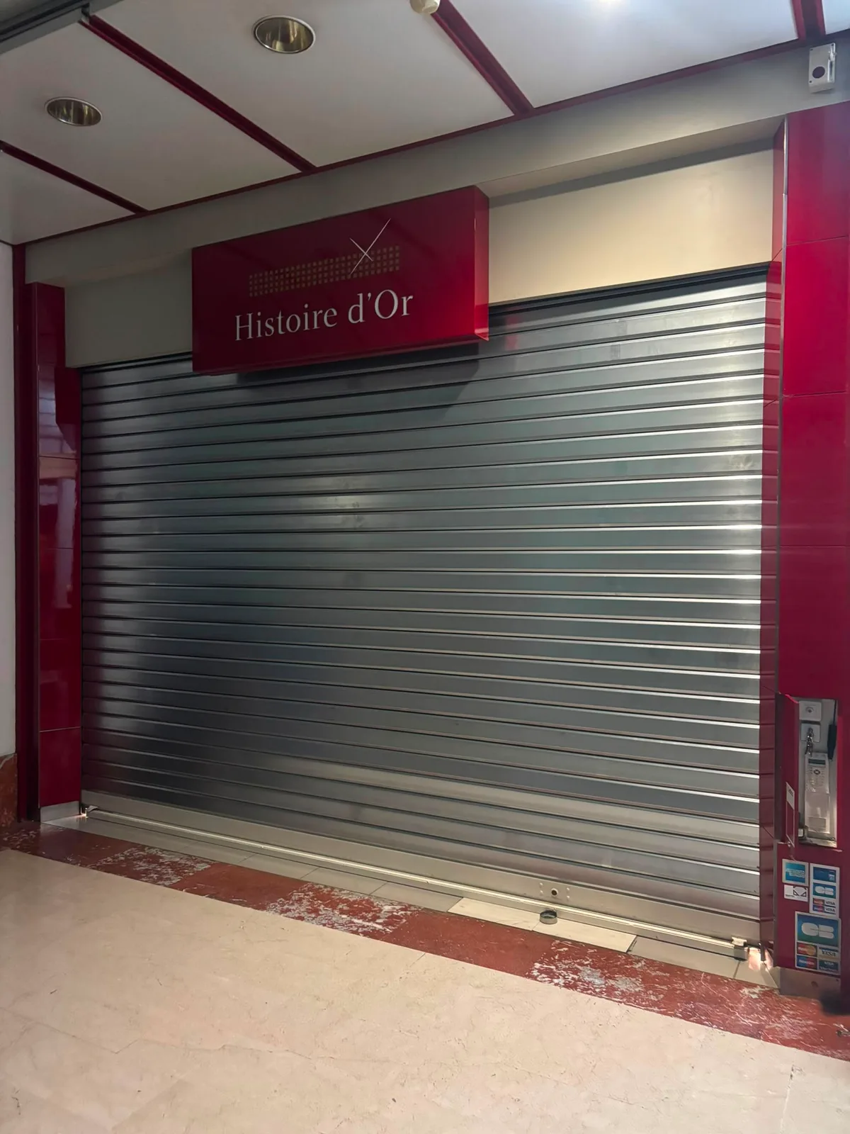 Installation et pose de rideau métallique à Dijon